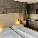 Aparthotel Apartimo Muenchen-unterhaching 3*